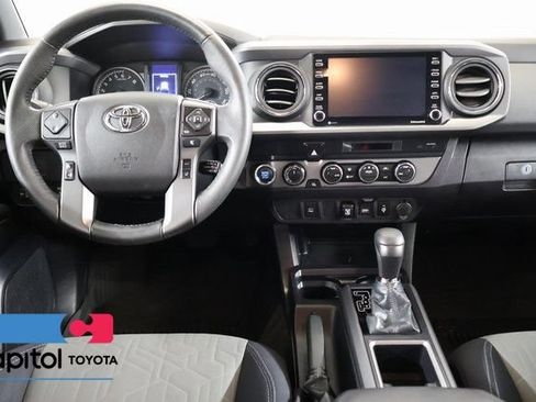 Certified 2021 Toyota Tacoma TRD Off-Road AWD/4WD image 13