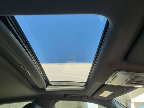 Used 2025 Honda Civic Sport Touring image 18