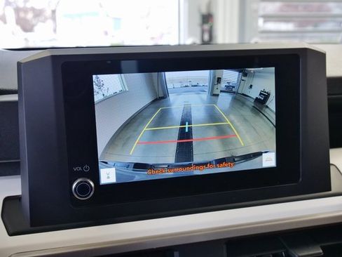 Used 2024 Toyota Tacoma TRD Off-Road image 21