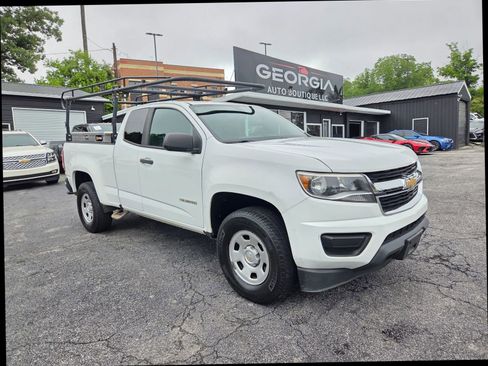 Used 2019 Chevrolet Colorado W/T w/ WT Convenience Package RWD image 5