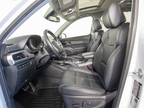 Used 2021 Kia Telluride SX w/ Towing Package FWD image 8