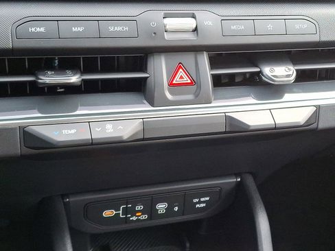 New 2025 Kia K4 EX image 13