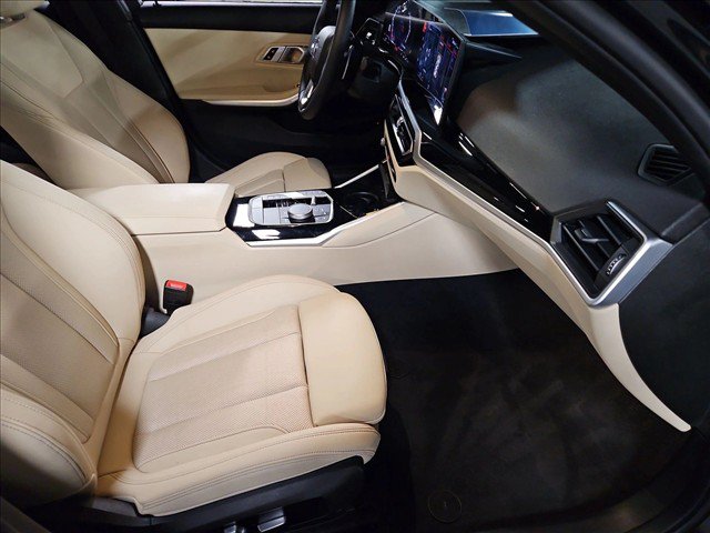 Certified 2023 BMW 330i Sedan w/ Parking Assistance Package RWD image 21