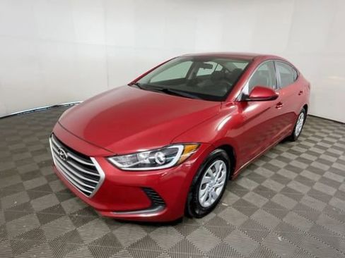 Used 2017 Hyundai Elantra SE FWD image 15