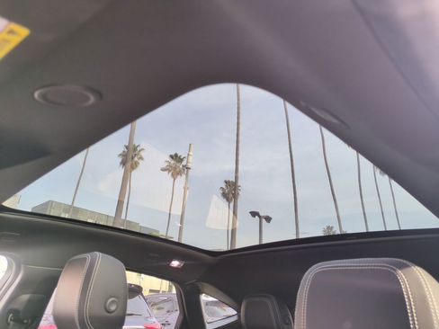 Used 2024 Jaguar E-PACE R-Dynamic SE image 24