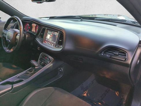 Used 2022 Dodge Challenger R/T w/ Plus Package image 22