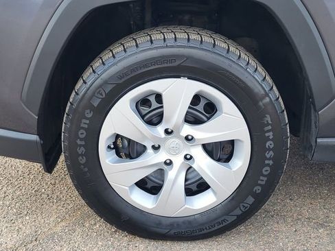 Used 2024 Toyota RAV4 LE image 9