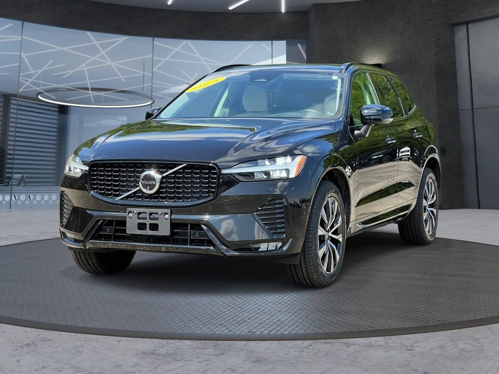 Used 2024 Volvo XC60 B5 Plus w/ Protection Package Premier AWD/4WD image 2