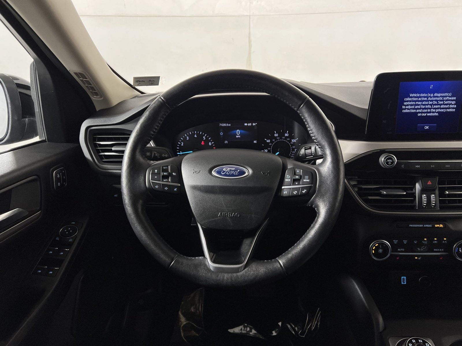 Used 2020 Ford Escape SEL AWD/4WD image 16