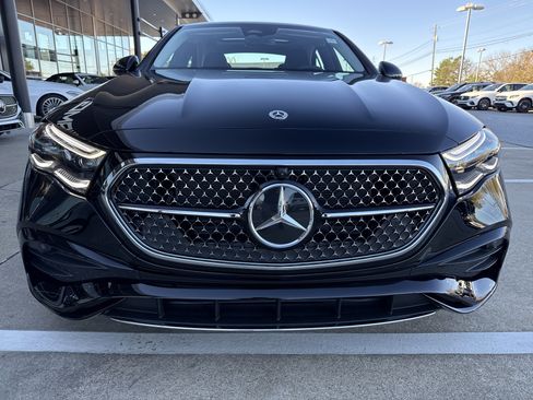 New 2026 Mercedes-Benz E 350 Sedan image 4