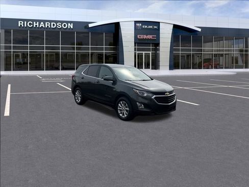 Used 2019 Chevrolet Equinox LT w/ Driver Convenience Package image 8