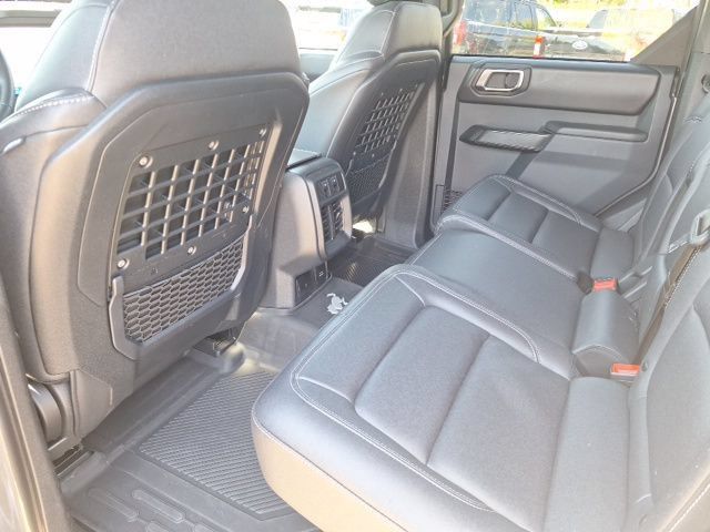 Used 2025 Ford Bronco Badlands AWD/4WD image 20