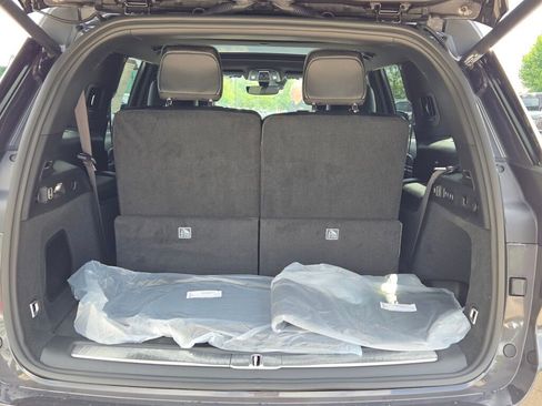 New 2025 Jeep Grand Cherokee L Overland image 17