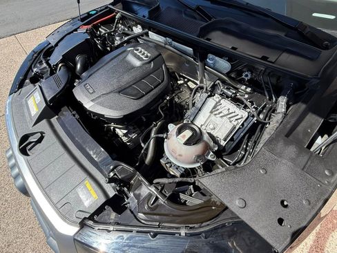 Used 2018 Audi Q5 2.0T Premium Plus w/ Premium Plus Package image 31