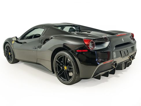 Certified 2018 Ferrari 488 Spider RWD image 4