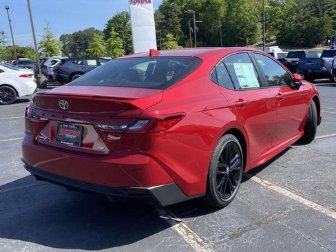 New 2026 Toyota Camry SE image 3