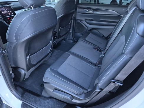 Used 2023 Jeep Grand Cherokee L Laredo w/ Luxury Tech Group I image 14