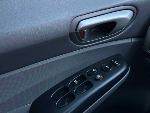 Used 2010 Honda Civic LX image 26