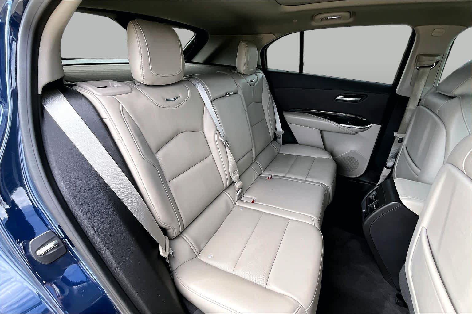 Used 2019 Cadillac XT4 Premium Luxury FWD image 19