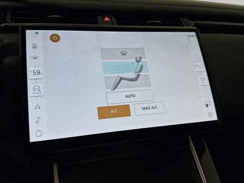 New 2026 Land Rover Range Rover Velar Dynamic SE AWD/4WD image 18