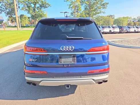 Used 2020 Audi SQ7 Premium Plus w/ Driver Assistance Package AWD/4WD image 4