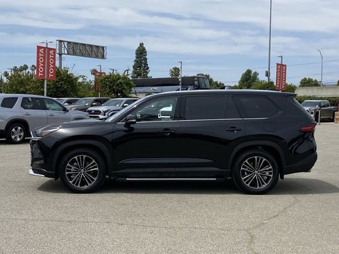 Certified 2026 Toyota Grand Highlander AWD Hybrid image 41