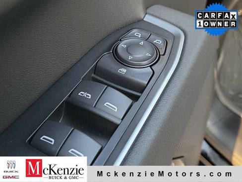 Used 2026 GMC Sierra 1500 Elevation w/ Elevation Select Package AWD/4WD image 9