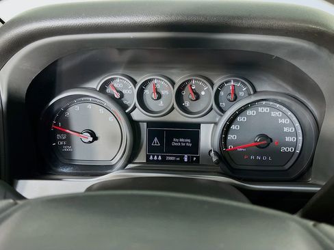 Used 2024 Chevrolet Silverado 1500 Custom w/ Dark Appearance Package AWD/4WD image 17