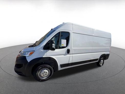 Used 2026 RAM ProMaster 2500 w/ Convenience Group FWD image 8