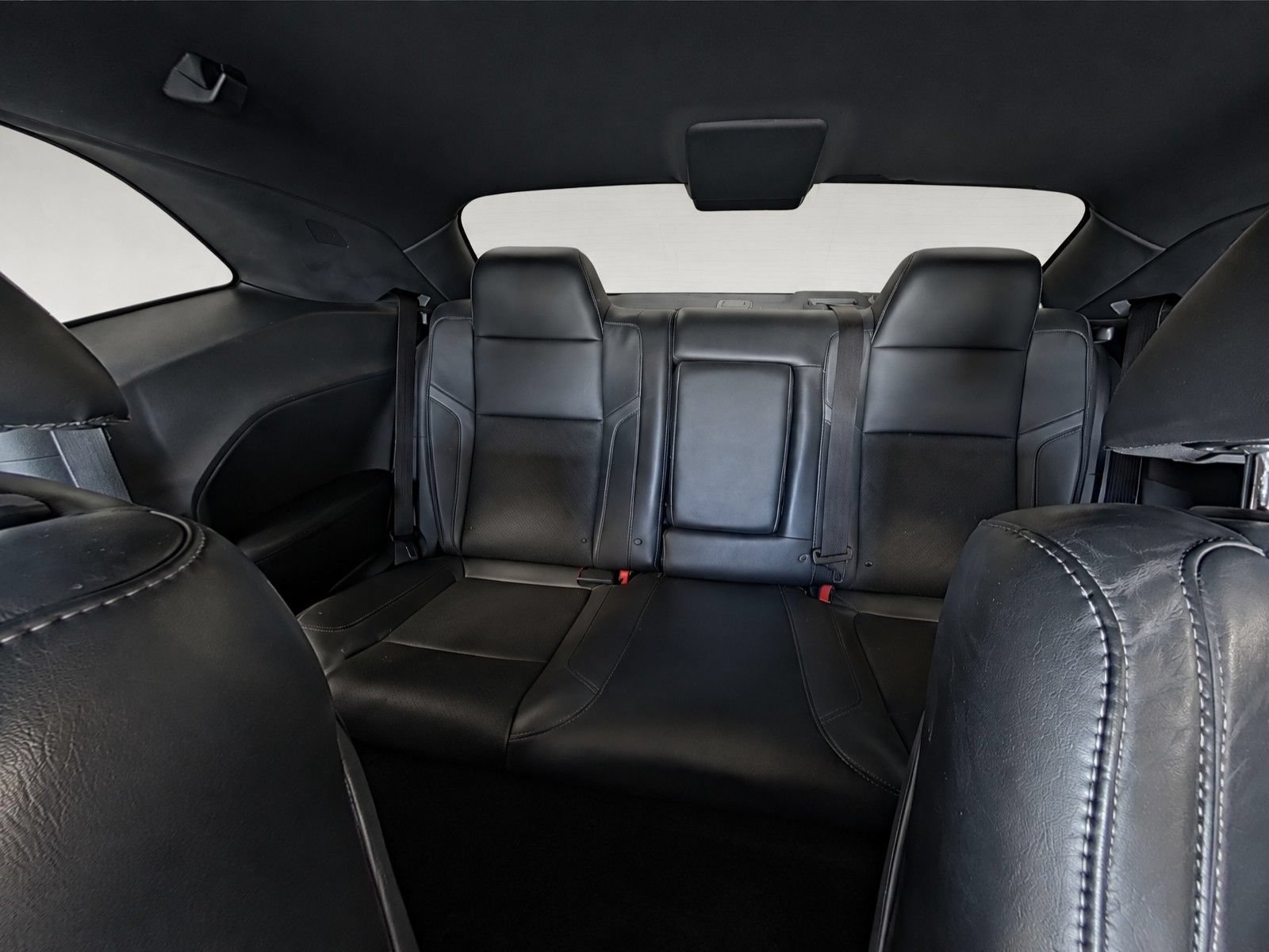 Used 2015 Dodge Challenger SXT Plus RWD image 25