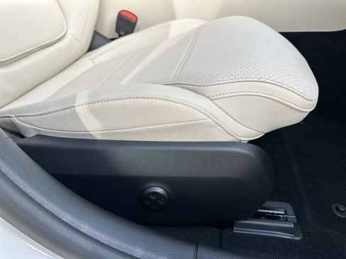 Certified 2025 Mercedes-Benz C 300 4MATIC Sedan image 34