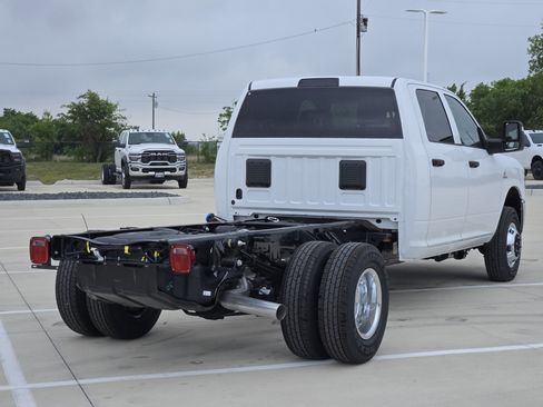 New 2026 RAM 3500 Tradesman w/ Chrome Appearance Group A AWD/4WD image 5