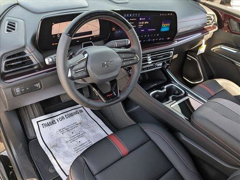 New 2026 Chevrolet Traverse RS image 3