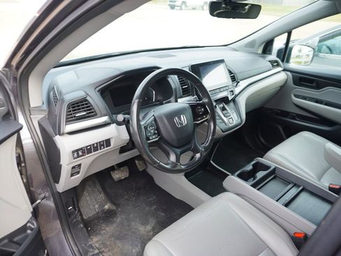 Used 2018 Honda Odyssey EX-L image 3