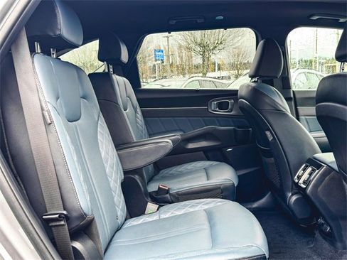 Certified 2025 Kia Sorento SX Prestige image 16