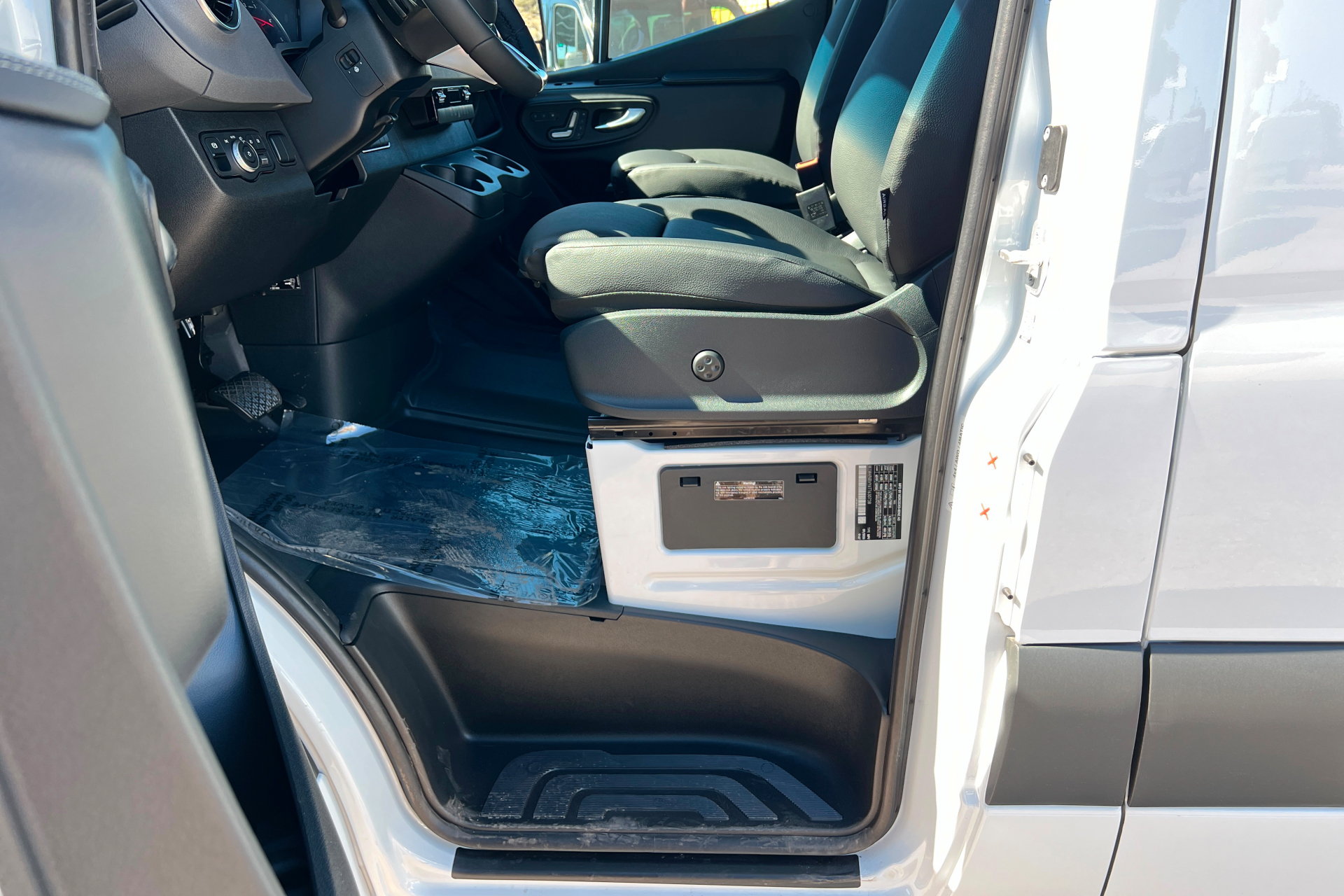 New 2026 Mercedes-Benz Sprinter 2500 image 16