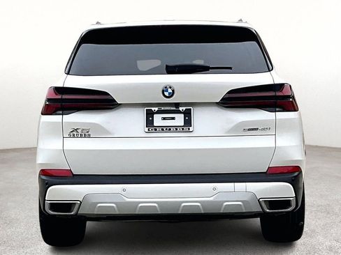 Used 2024 BMW X5 sDrive40i w/ Premium Package image 7