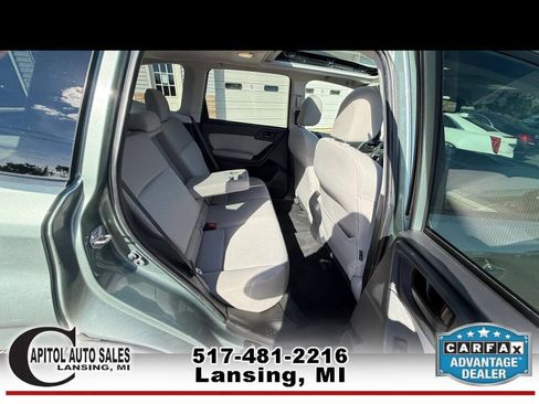 Used 2016 Subaru Forester 2.5i Premium AWD/4WD image 18