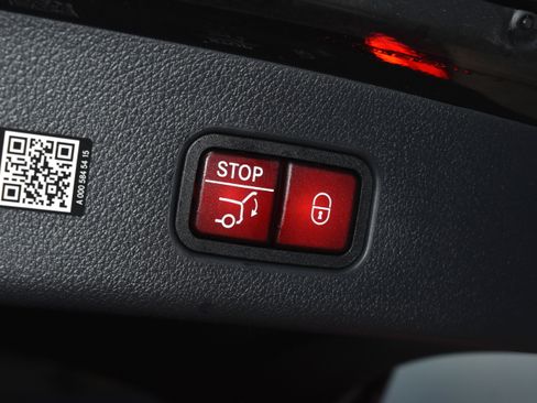 New 2026 Mercedes-Benz GLC 300 4MATIC image 25