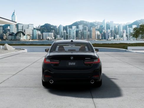 New 2026 BMW 330i Sedan w/ Convenience Package RWD image 5