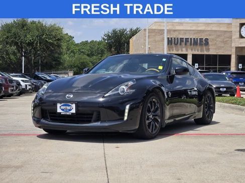 Used 2018 Nissan 370Z Coupe w/ Z34 Heritage Edition - Black RWD image 3