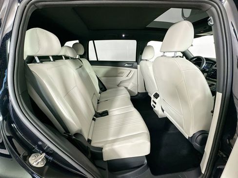 Used 2022 Volkswagen Tiguan SE R-Line image 26