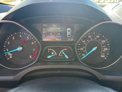 Used 2017 Ford Escape SE w/ SE Sport Appearance Package AWD/4WD image 16