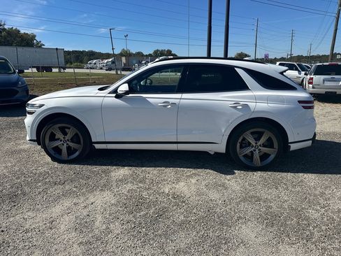 Used 2022 Genesis GV70 3.5T Sport w/ Sport Prestige Package AWD/4WD image 6