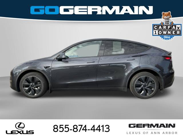 Used 2024 Tesla Model Y Long Range AWD/4WD image 3