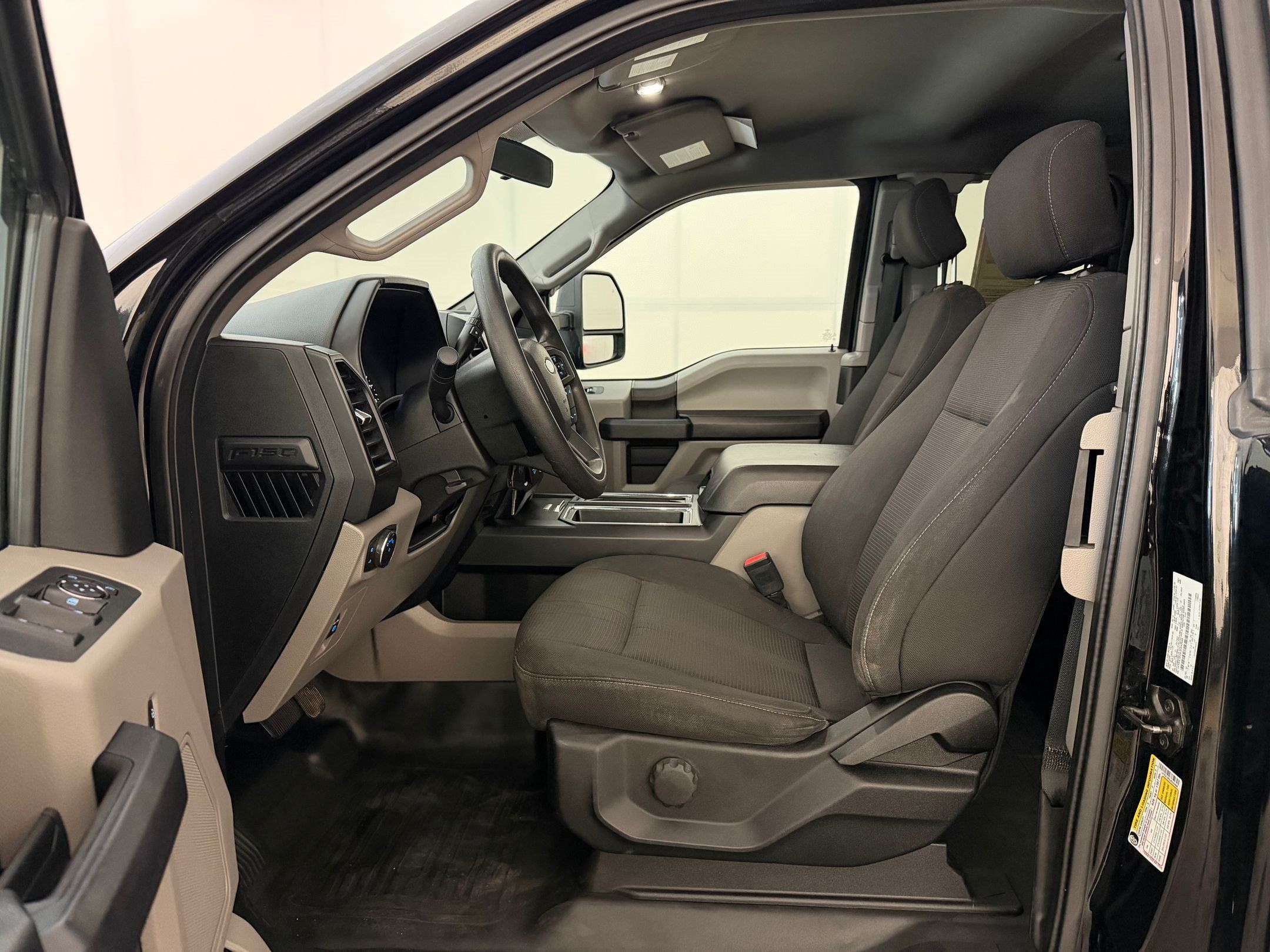 Used 2018 Ford F150 XL w/ Equipment Group 101A Mid AWD/4WD image 5