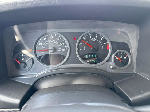 Used 2008 Jeep Patriot Sport FWD image 33