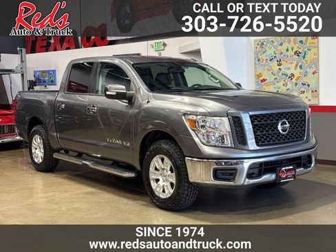 Used 2019 Nissan Titan SV AWD/4WD image 1
