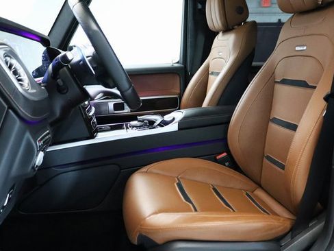 Used 2022 Mercedes-Benz G 63 AMG 4MATIC w/ G Manufaktur Interior Package image 19