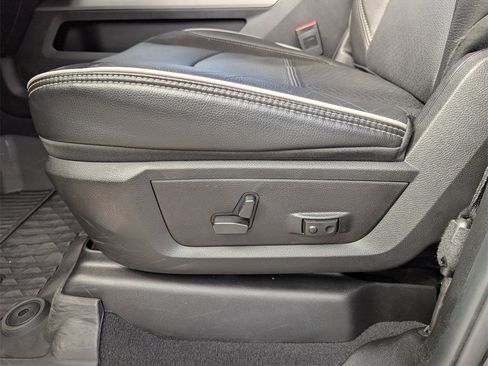 Used 2025 RAM 2500 Laramie w/ Sport Appearance Package image 13